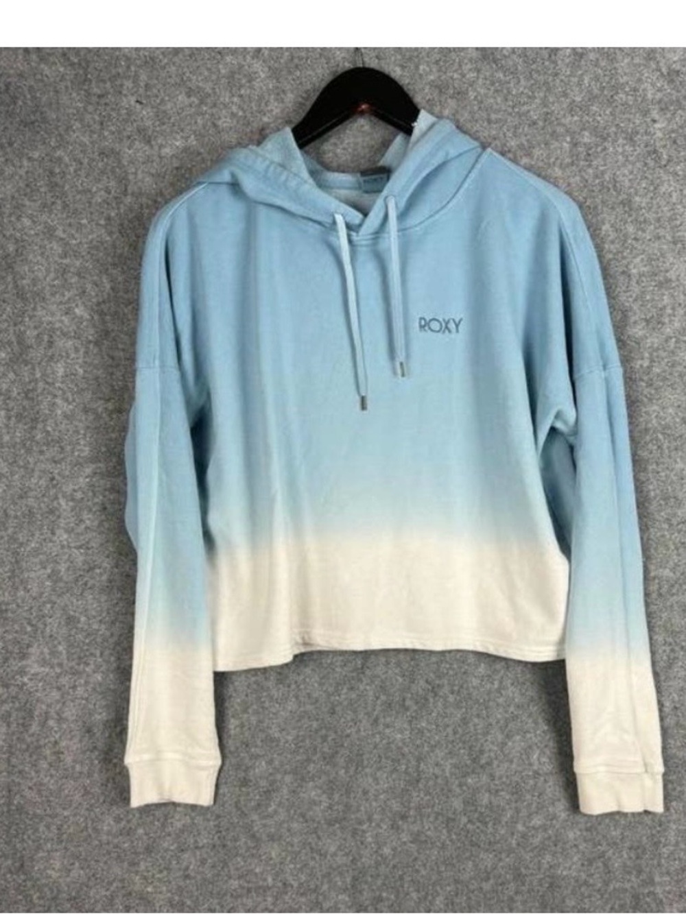 ⭐️Roxy Light Blue to White Dip-Dye Cropped Hoodie